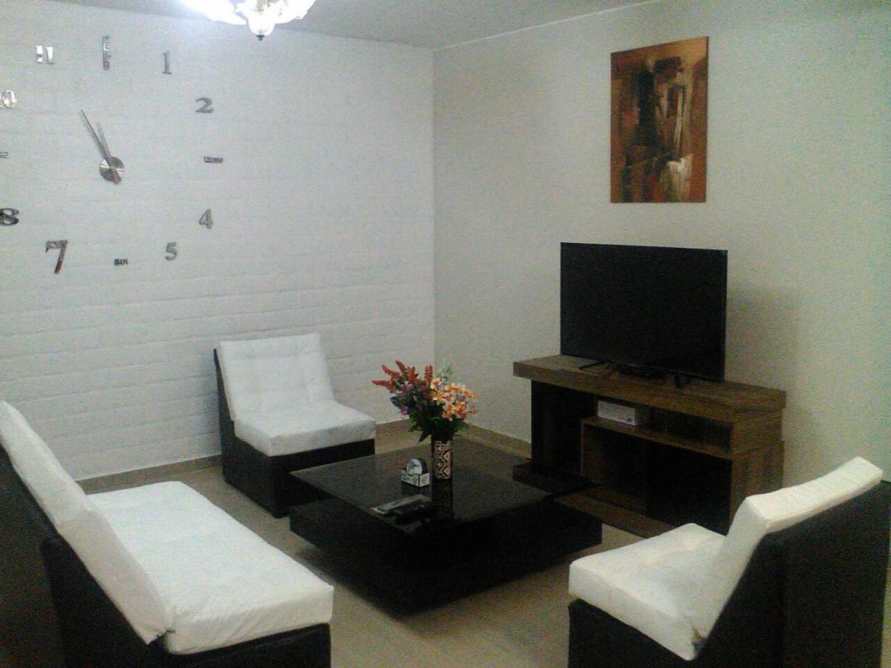 Cedros Lima